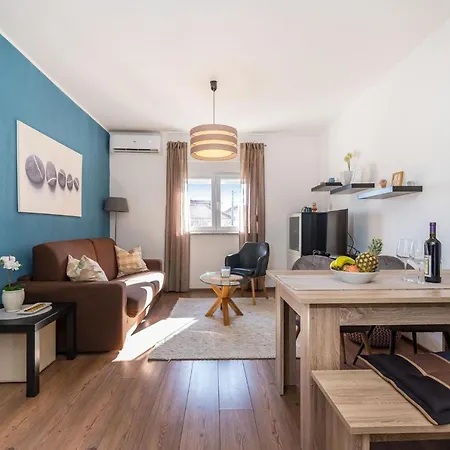 Apartment Karla Zadar