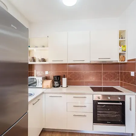 Karla Апартаменты Задар