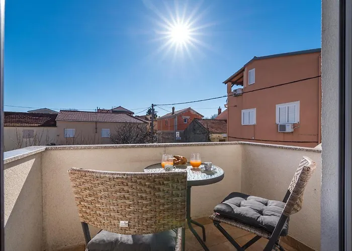 Апартаменты Karla *